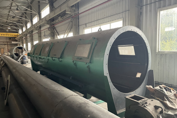 Продаж виробничого комплексу 4340 м2 з ділянкою 6,3 га, Київська область, Баришівка